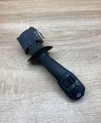 BMW 5 E39 Wiper control stalk 8352171
