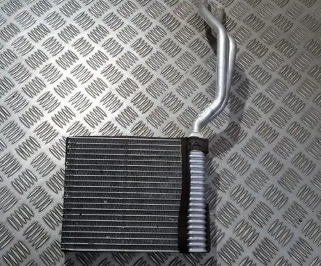 Ford Focus C-MAX Heater blower radiator VP3M5H18476FA 3M5H18476FA