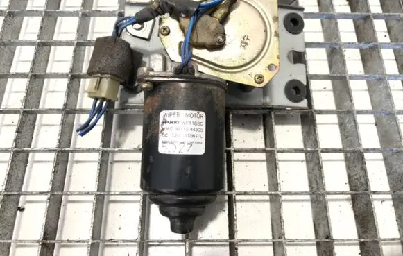 Mercedes-Benz Sprinter W901 W902 W903 W904 Wiper motor 98110-44300