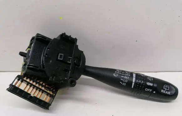 KIA Rio Wiper control stalk 75733A