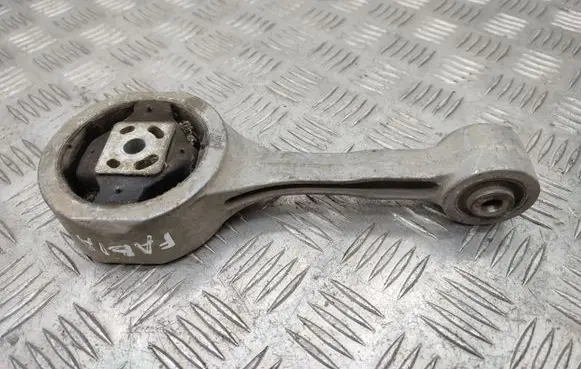 Skoda Fabia Mk2 (5J) Engine mount bracket