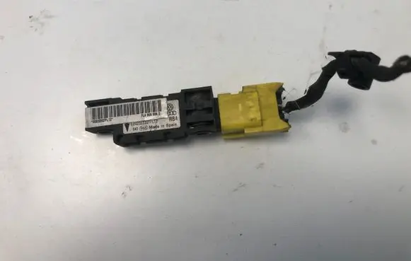 Volkswagen Phaeton Airbag deployment crash/impact sensor 7L0909606D