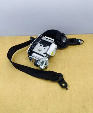 Mercedes-Benz ML W164 Front seatbelt A2518605886 0406731