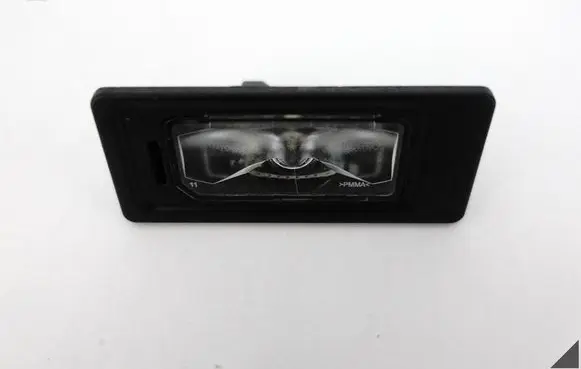 Audi A4 S4 B9 Number plate light 5NA943021