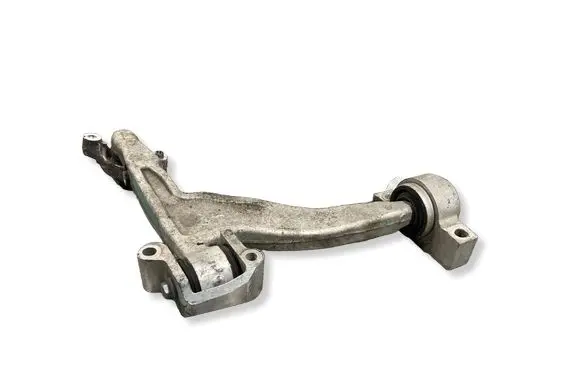 Volvo XC60 Front lower control arm/wishbone 