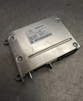 Mercedes-Benz E W211 Bluetooth control unit module A2118703926 DB70282133