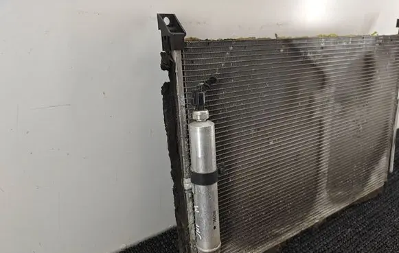 Infiniti M A/C cooling radiator (condenser) 