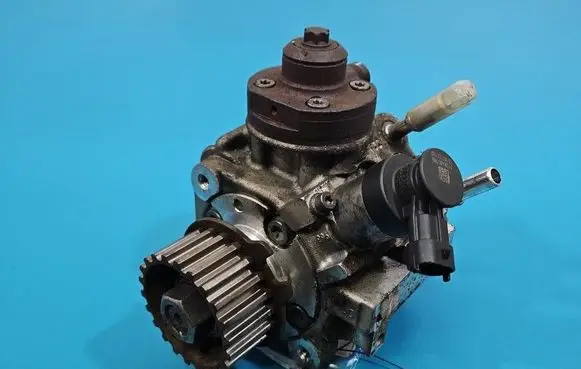 Citroen DS3 Fuel injection high pressure pump 0445010516 IMPRK1563080