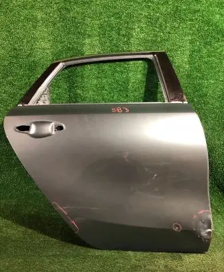 KIA Ceed Rear door