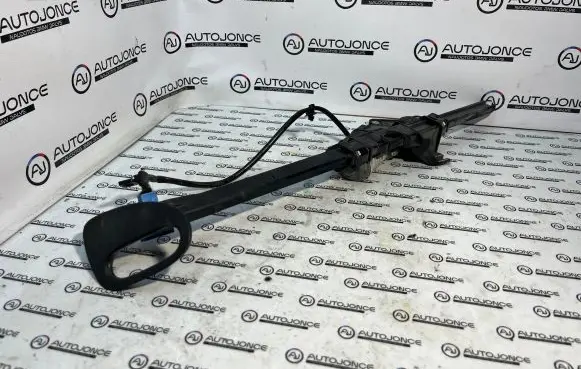 Mercedes-Benz C W205 Seat belt adjustment motor A2058600182 308362799A
