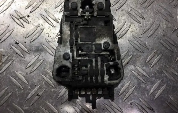 Audi 100 200 5000 C3 Tail light bulb cover holder 443945221