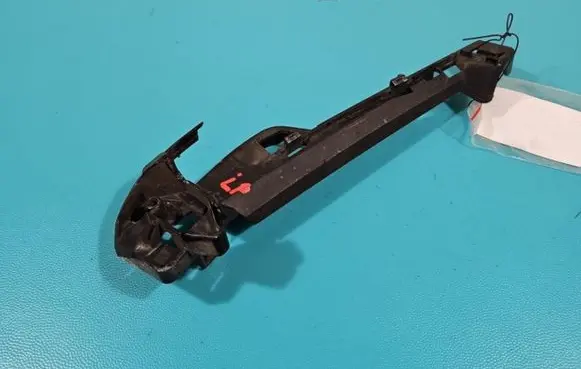 Volvo V90 Cross Country Front bumper mounting bracket 31663020 IMPRK1401675