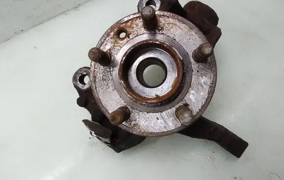 Ford S-MAX Front wheel hub spindle knuckle 