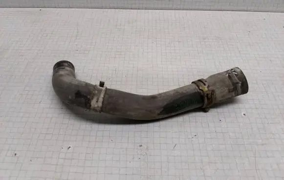 Volkswagen Transporter - Caravelle T5 Engine coolant pipe/hose 7H0121157E