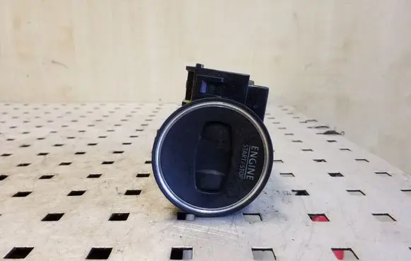 Volkswagen PASSAT B6 Ignition lock 3C0905843