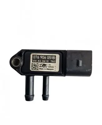 Volkswagen Tiguan Oil pressure sensor 076906051B