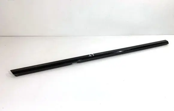 Mercedes-Benz CLA C117 X117 W117 Loading door glass trim molding A1177350382