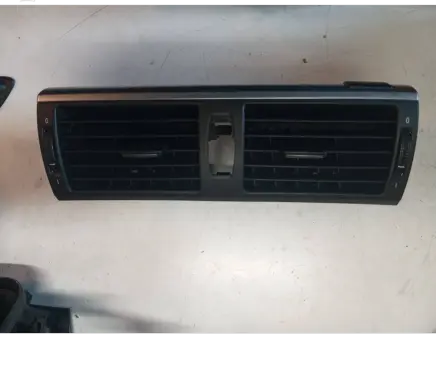 BMW X6 E71 Dash center air vent grill 9220101 9210705 14482110