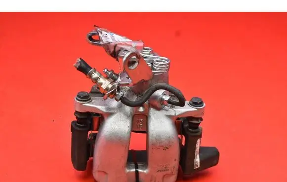 Skoda Octavia Mk2 (1Z) Rear brake caliper CZH1267