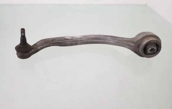 Volkswagen PASSAT B5 Front control arm
