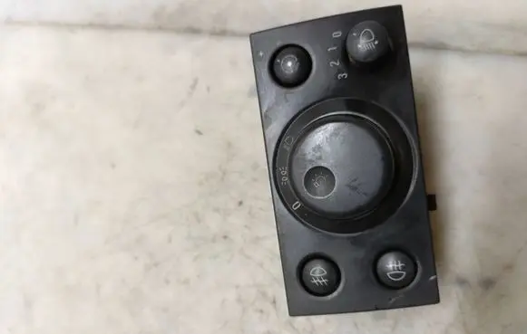 Opel Vectra C Light switch 25354403 933941755 3353