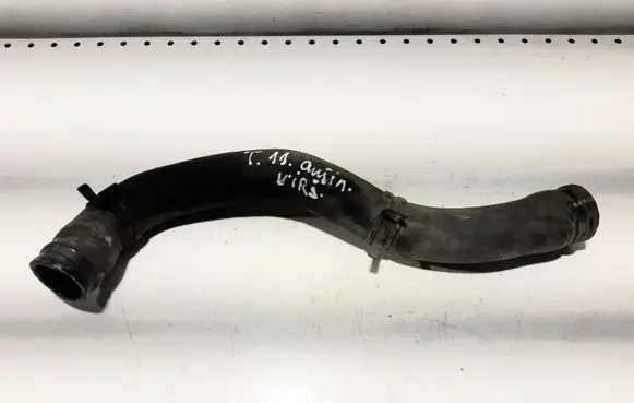 Toyota Avensis Verso Engine coolant pipe/hose