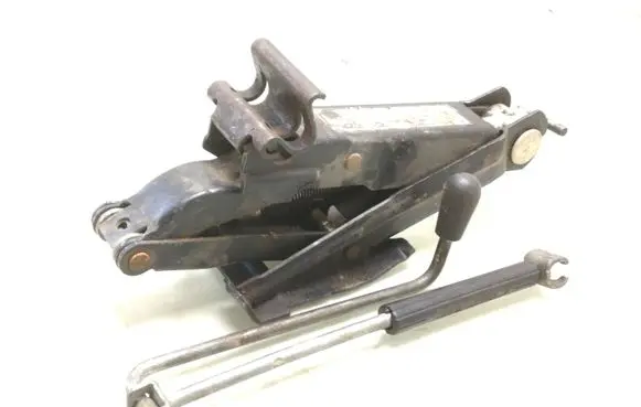 Toyota Corolla E120 E130 Lift Jack 357011031C
