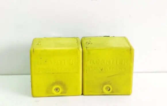 Renault Laguna I Other relay 7700844253