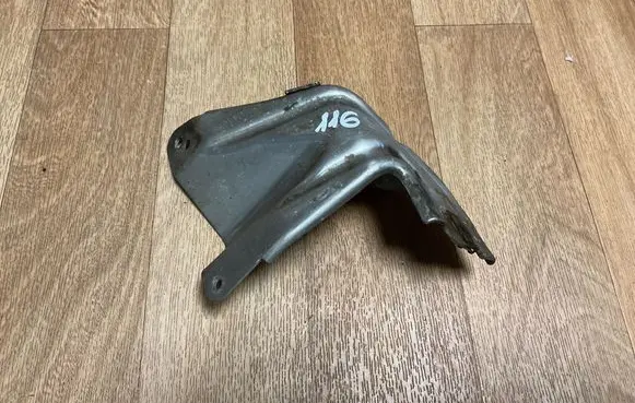 BMW 5 E60 E61 Other under body part 7152819 24640010