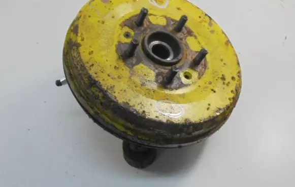 Land Rover Freelander Rear wheel hub 
