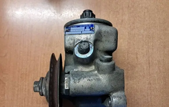 Mercedes-Benz G W461 W463 1st Gen Power steering pump 1264601480