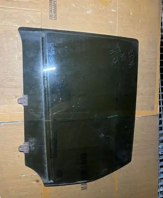 Nissan Note (E11) Rear door window glass