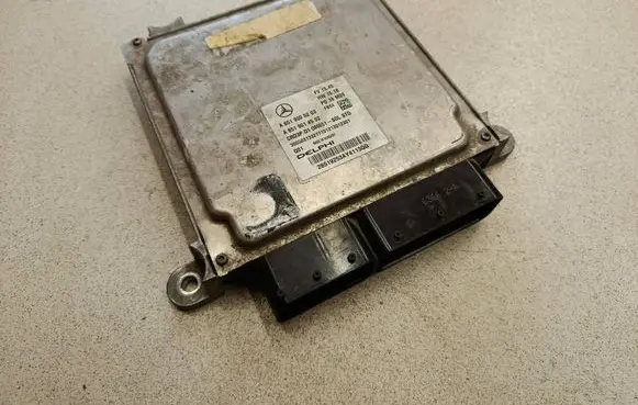 Mercedes-Benz CLK AMG A208 C208 Engine control unit/module A6519005203 A6519014502 28519253A4113G