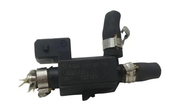 Mercedes-Benz E W212 Vacuum valve A2661530059 10T163 70001701