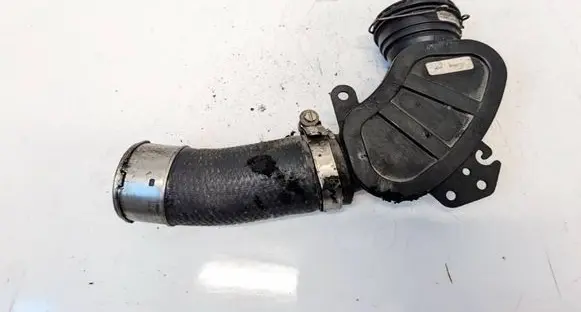 Land Rover Discovery Sport Intercooler hose/pipe GJ326C780AAWPA