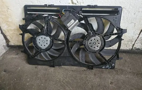 Audi A4 S4 B8 8K Electric radiator cooling fan 8K0121003P