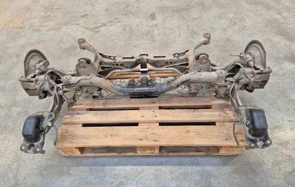 Volkswagen PASSAT B7 Rear axle beam 3C0501475A 3C0501713A 3C0501713