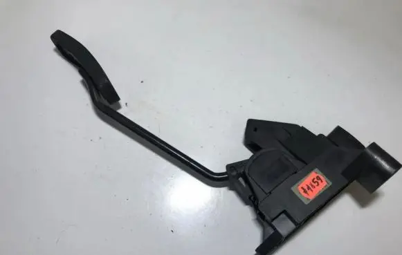 Opel Zafira A Accelerator throttle pedal 90581216ar 0281002299