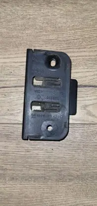 Opel Vivaro Rear door check strap stopper 013860