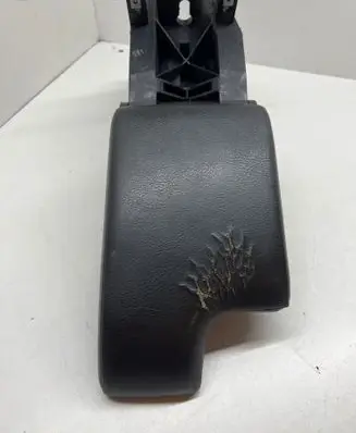 BMW 3 E46 Armrest 8213678