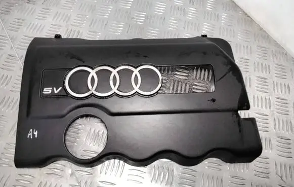 Audi A4 S4 B5 8D Engine cover (trim) 058103724D