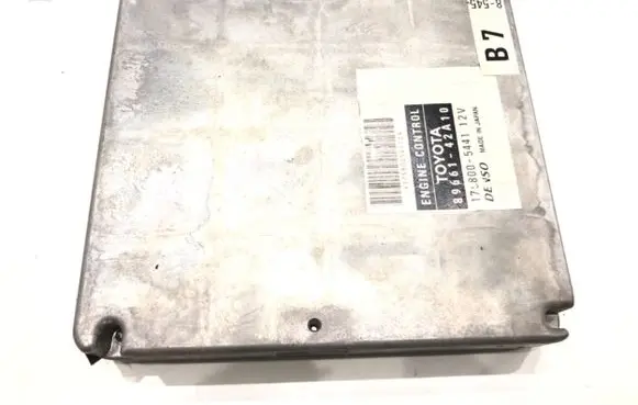 Toyota RAV 4 (XA20) Engine control unit/module ECU 89661-42A10
