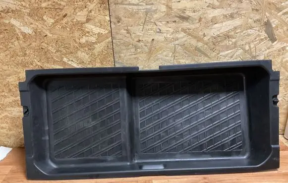 Volkswagen PASSAT B6 Trunk/boot floor carpet liner 1882