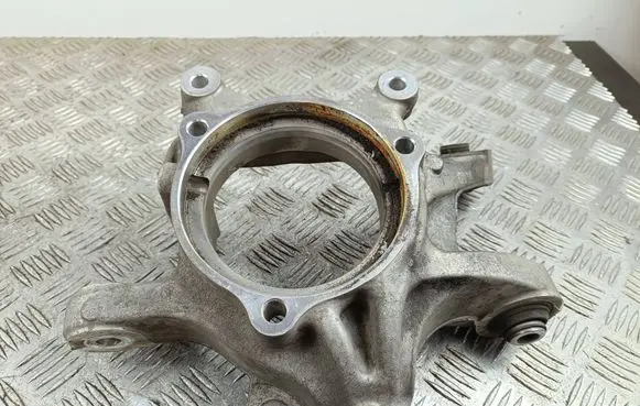 KIA EV6 Rear wheel hub