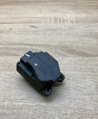 Volvo V50 Air flap motor/actuator 4N5H19E616AC