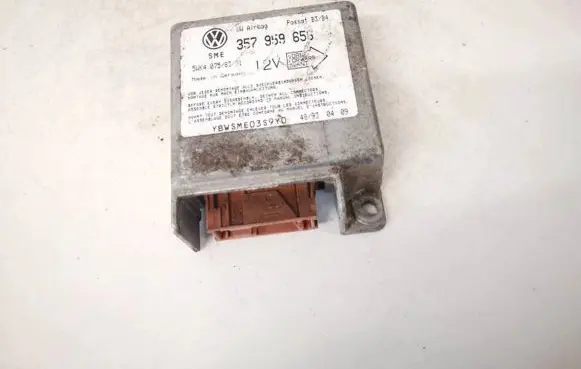 Volkswagen PASSAT B3 Airbag control unit/module 357959656 5WK4075