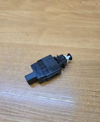 Volvo XC90 Brake pedal sensor switch 638177 3800B11