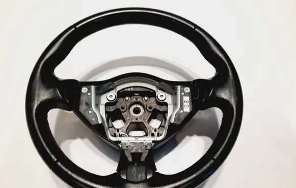 Infiniti FX Steering wheel