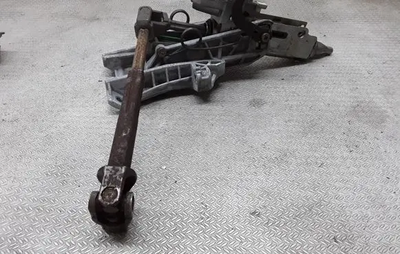Volvo V50 Steering wheel axle set P30741400