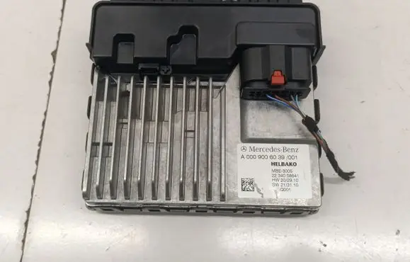 Mercedes-Benz EQE v295 Battery control module A0009006039